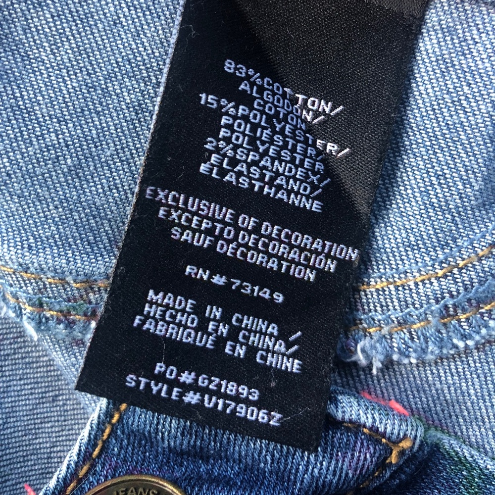 Boom Boom Rose Applique Jeans | Size 9 - Picture 4 of 5
